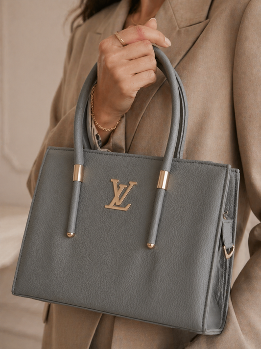 Elegant louis vuitton Handbag - Bagmora
