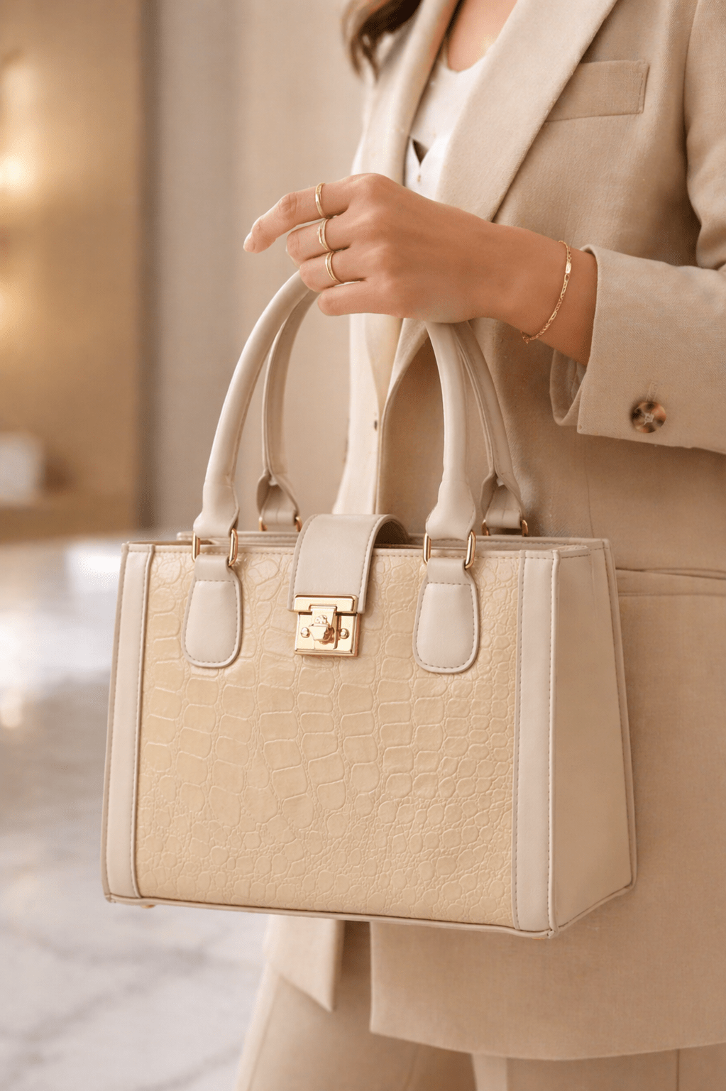 Cream Croc - Embossed Handbag for Stylish Elegance - Bagmora