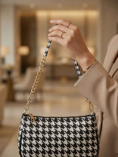 hobo-style shoulder bag